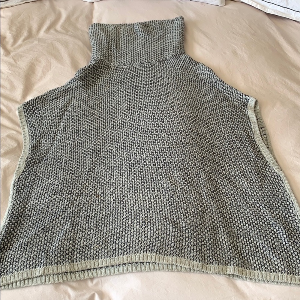 Gap Cowl Turtleneck sweater